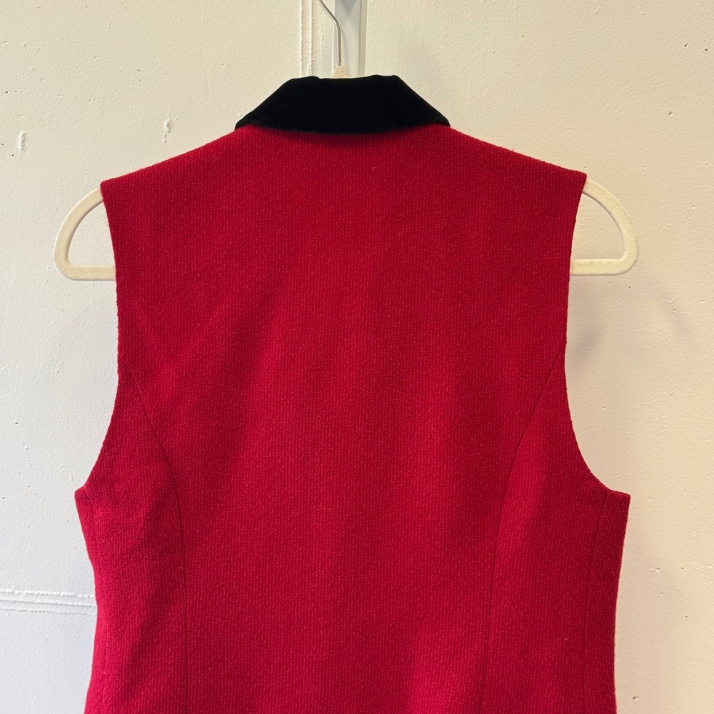 Vintage Talbots Wool Blend Vest Black Velvet Collar Button Front Size 8 USA Red - Picture 5 of 8